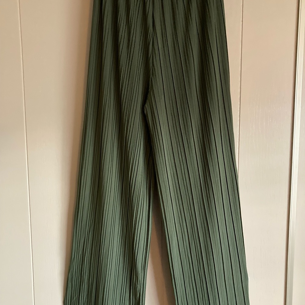 Palazzo pants, casual fun.